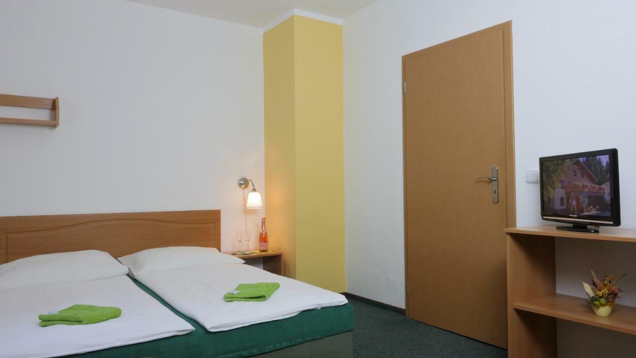 Pension Aspen Harrachov Extérieur photo